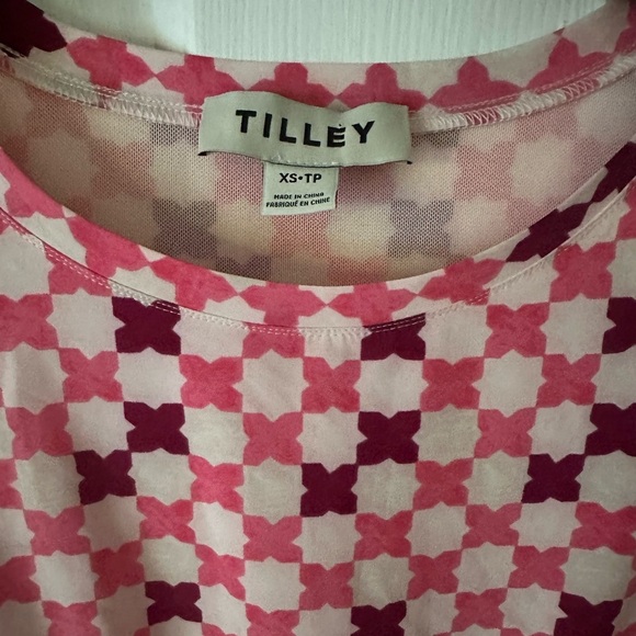 Tilley Tech Slk Tank Dress in Pink Tile. Lightweight. Outdoor. Size XS. - Picture 3 of 7